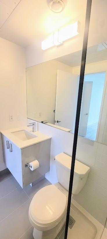10 Gibbs Rd, #1011