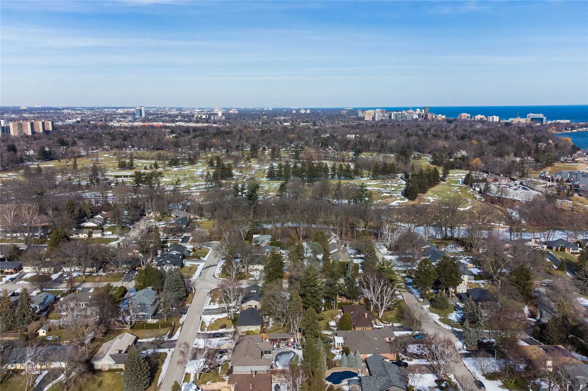 221 North Shore Blvd E