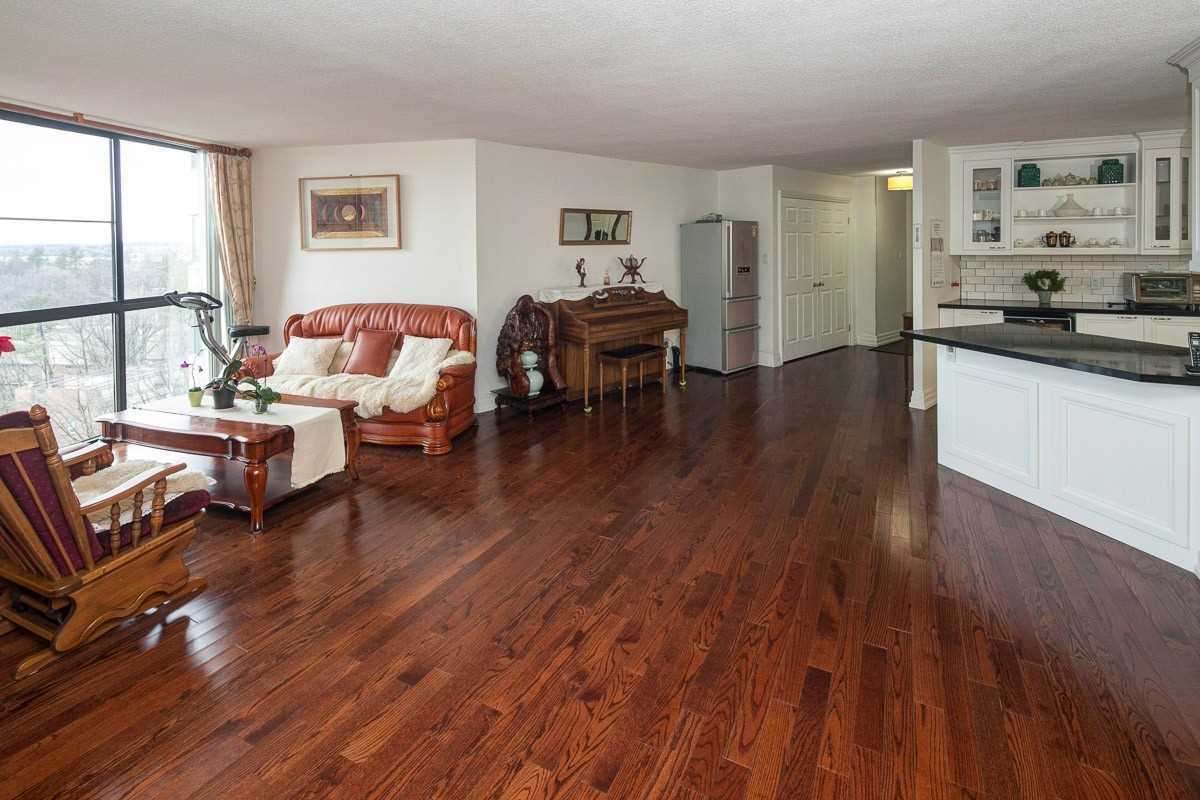 1240 Marlborough Crt, #1001