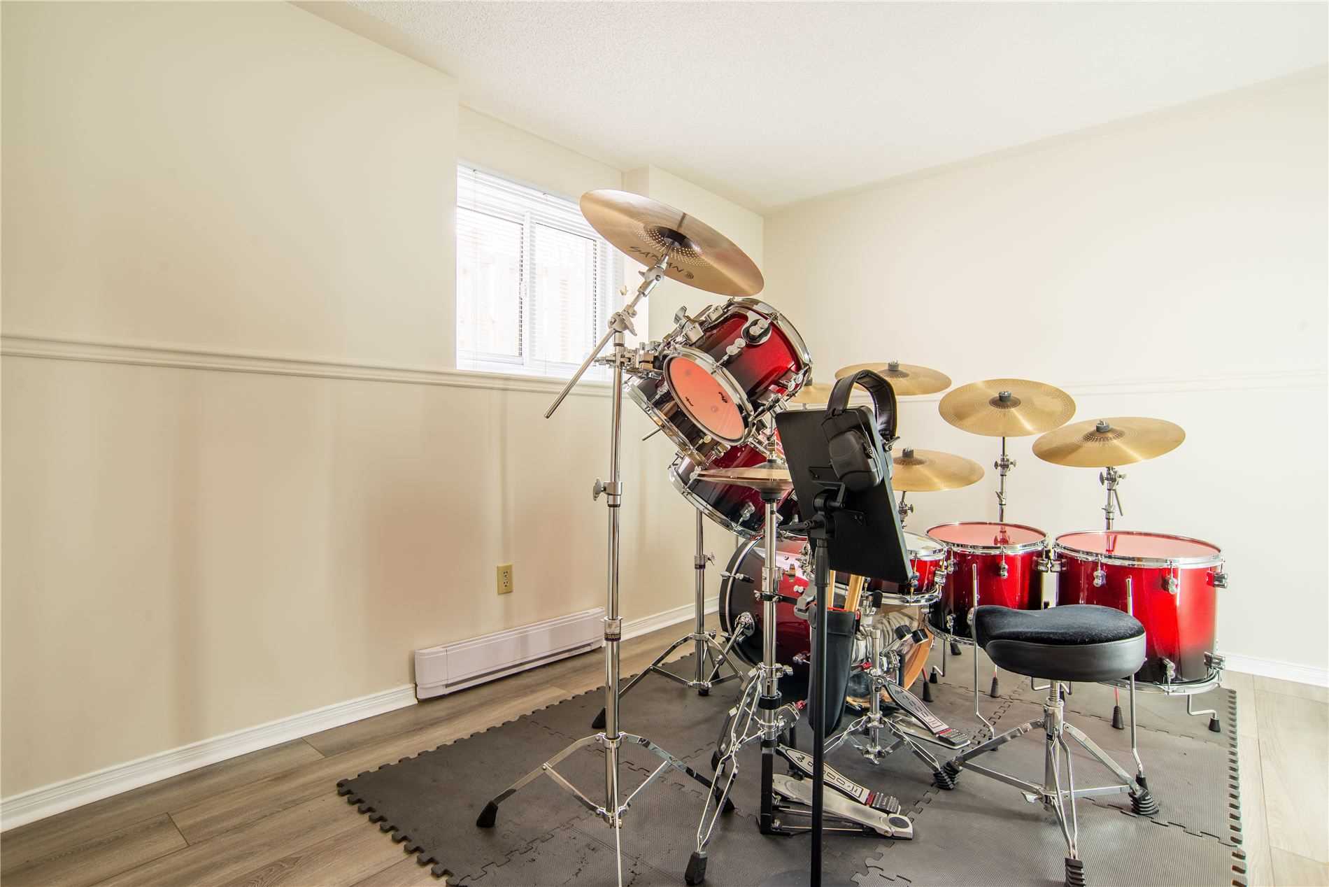 14 Quarry Dr