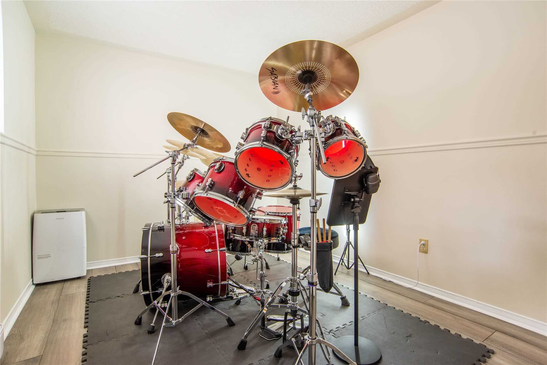 14 Quarry Dr