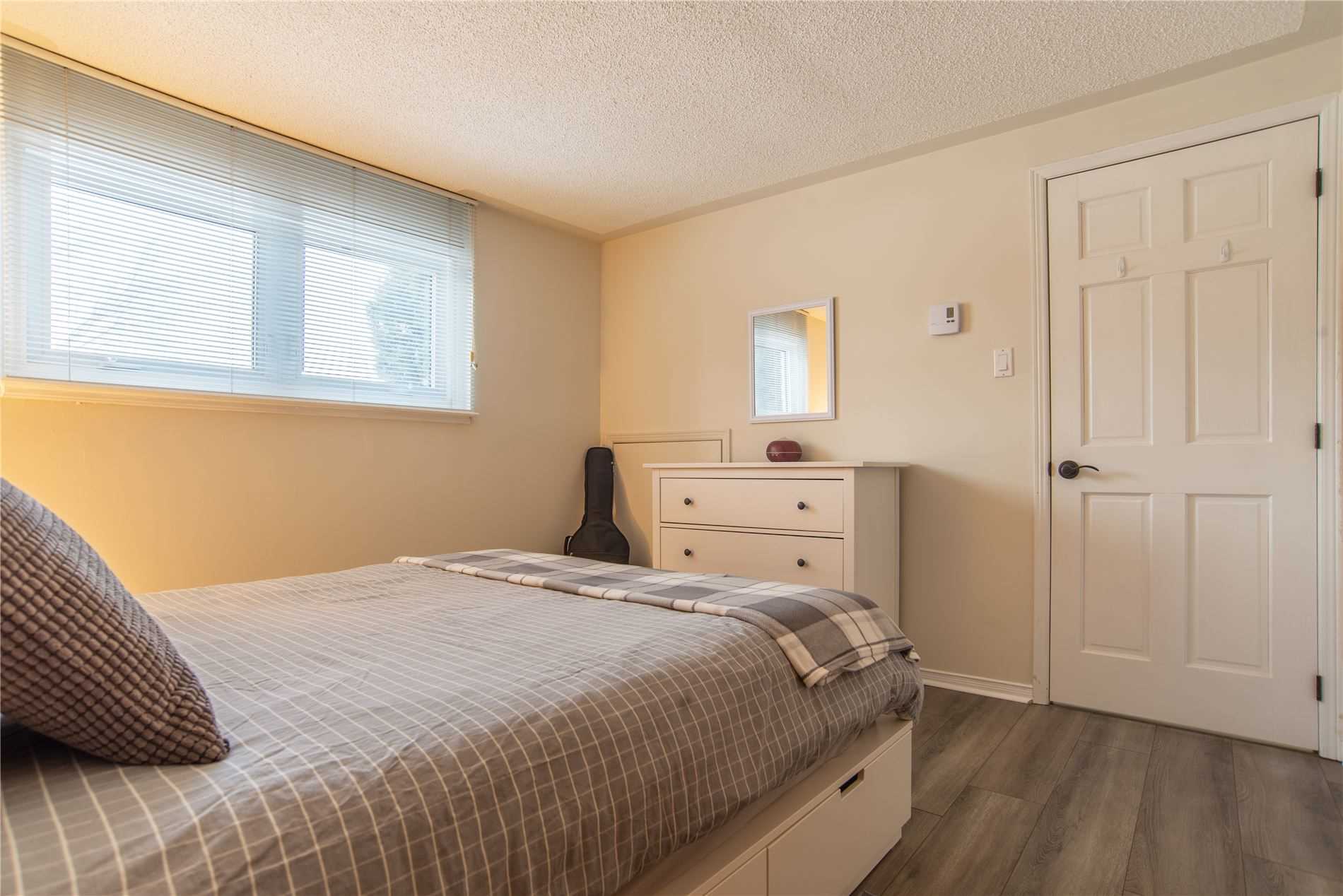 14 Quarry Dr