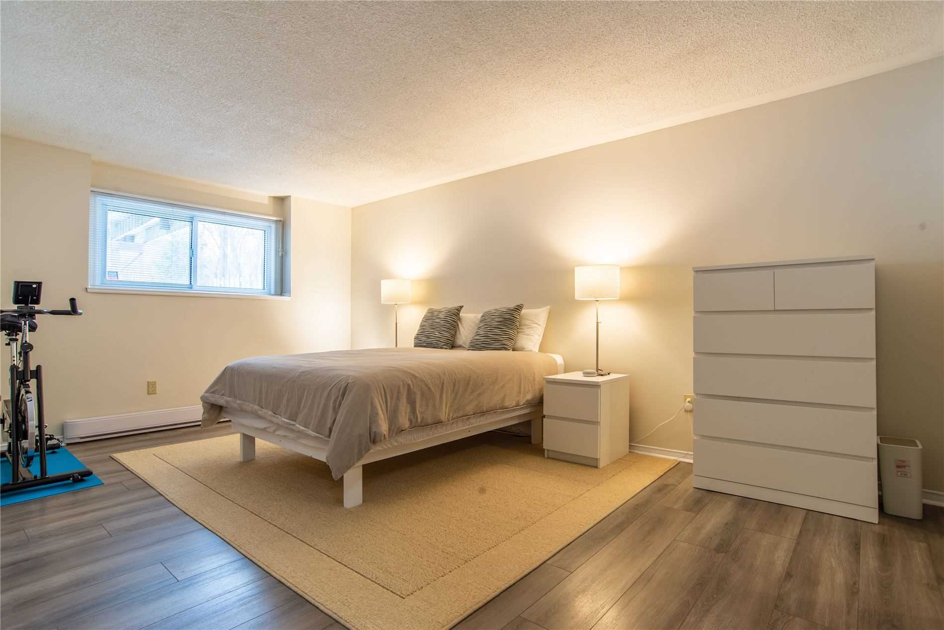 14 Quarry Dr