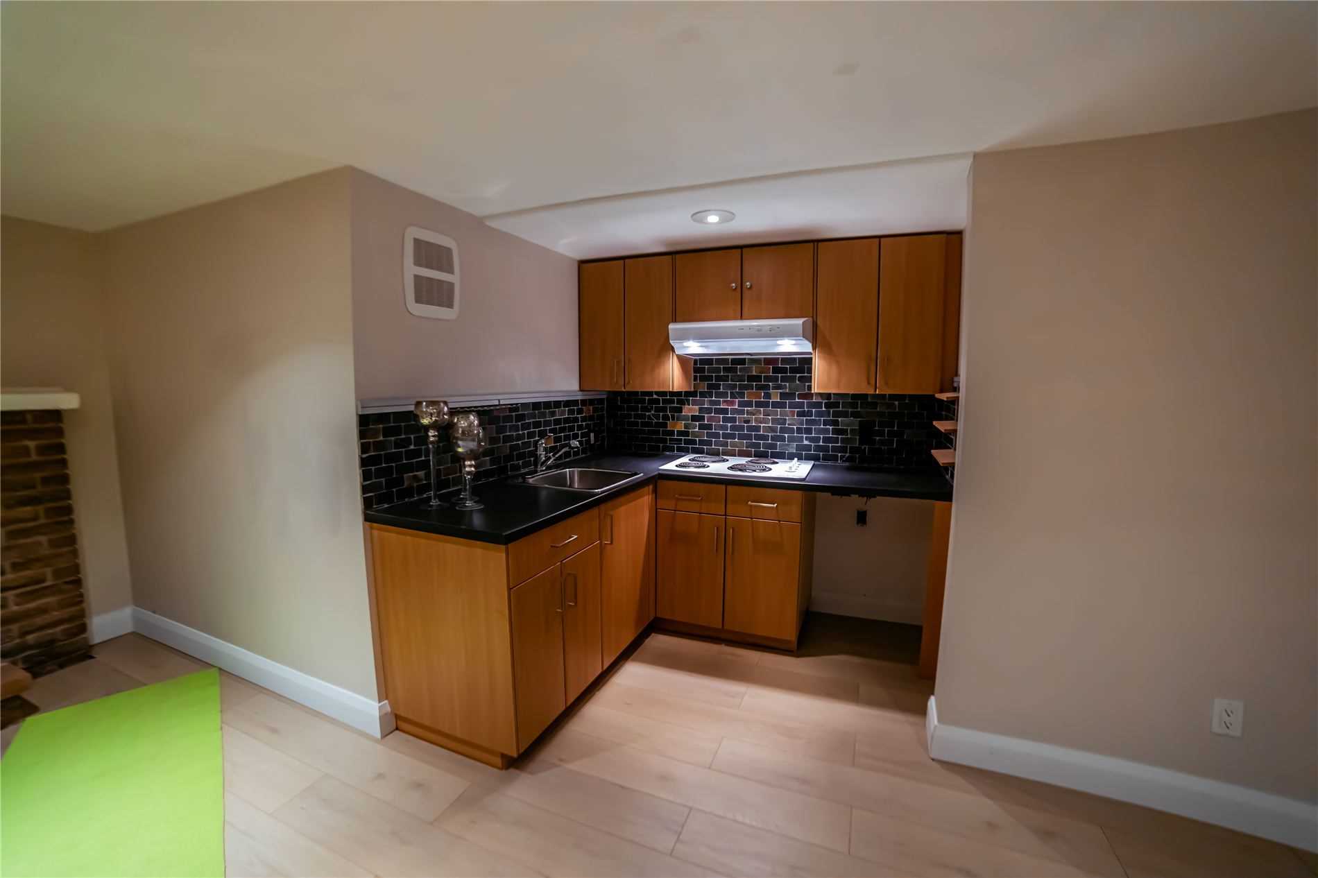 2315 Bennington Gate