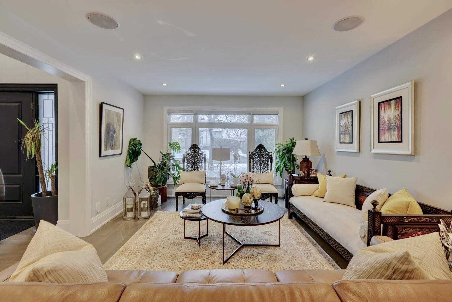 2068 Mississauga Rd