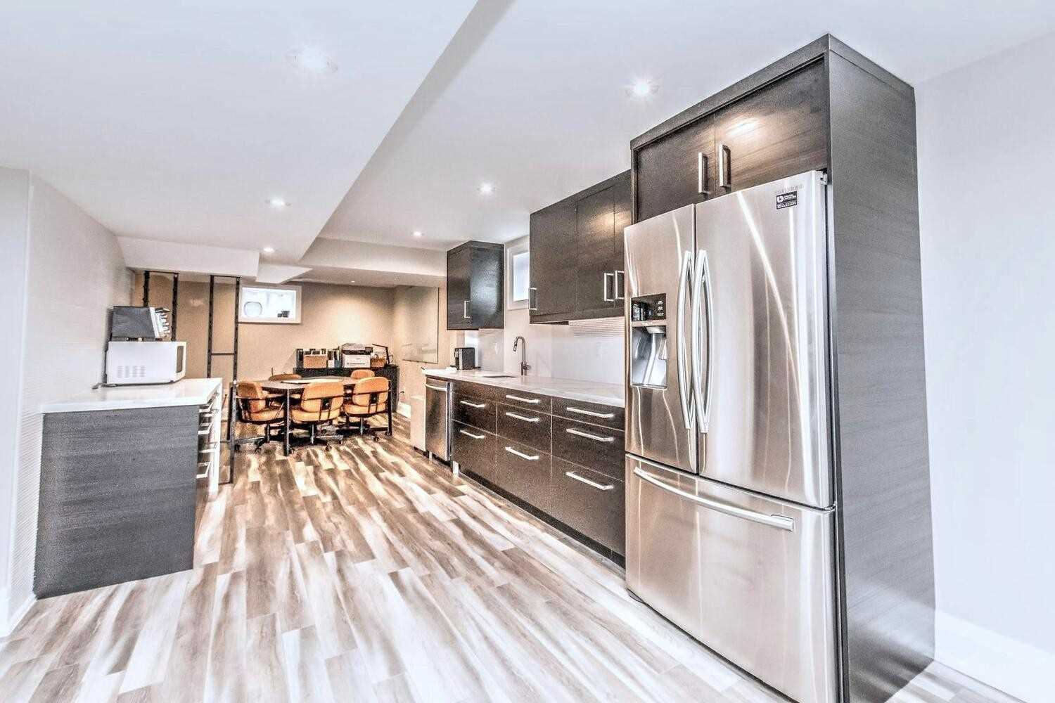 2068 Mississauga Rd