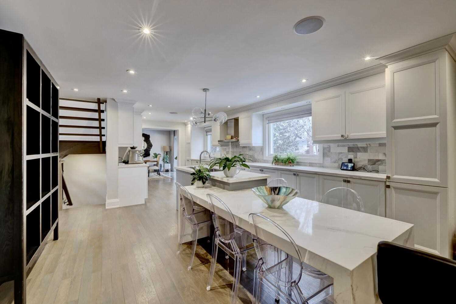 2068 Mississauga Rd