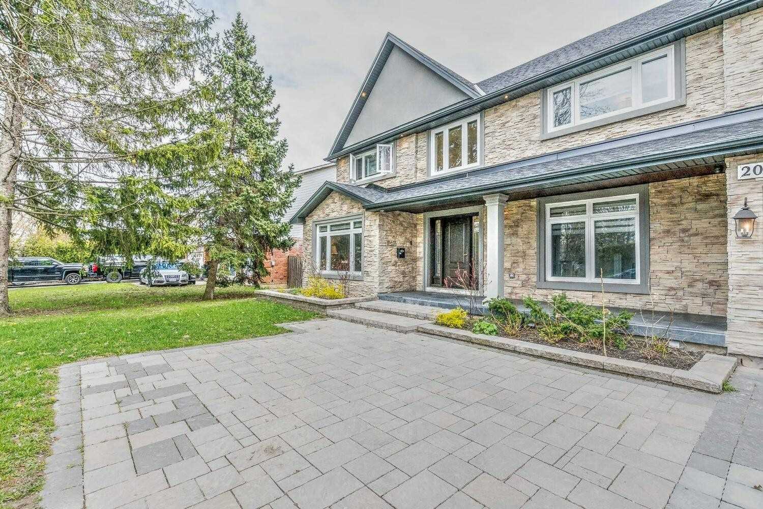 2068 Mississauga Rd