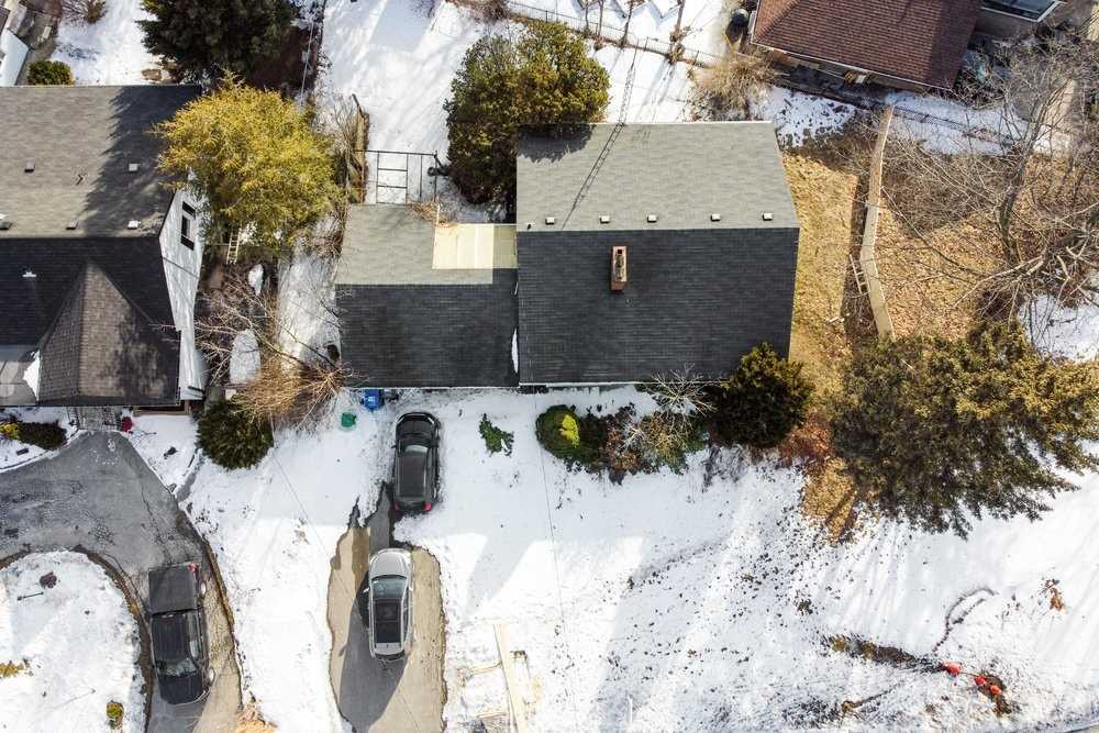 1316 Mineola Gdns