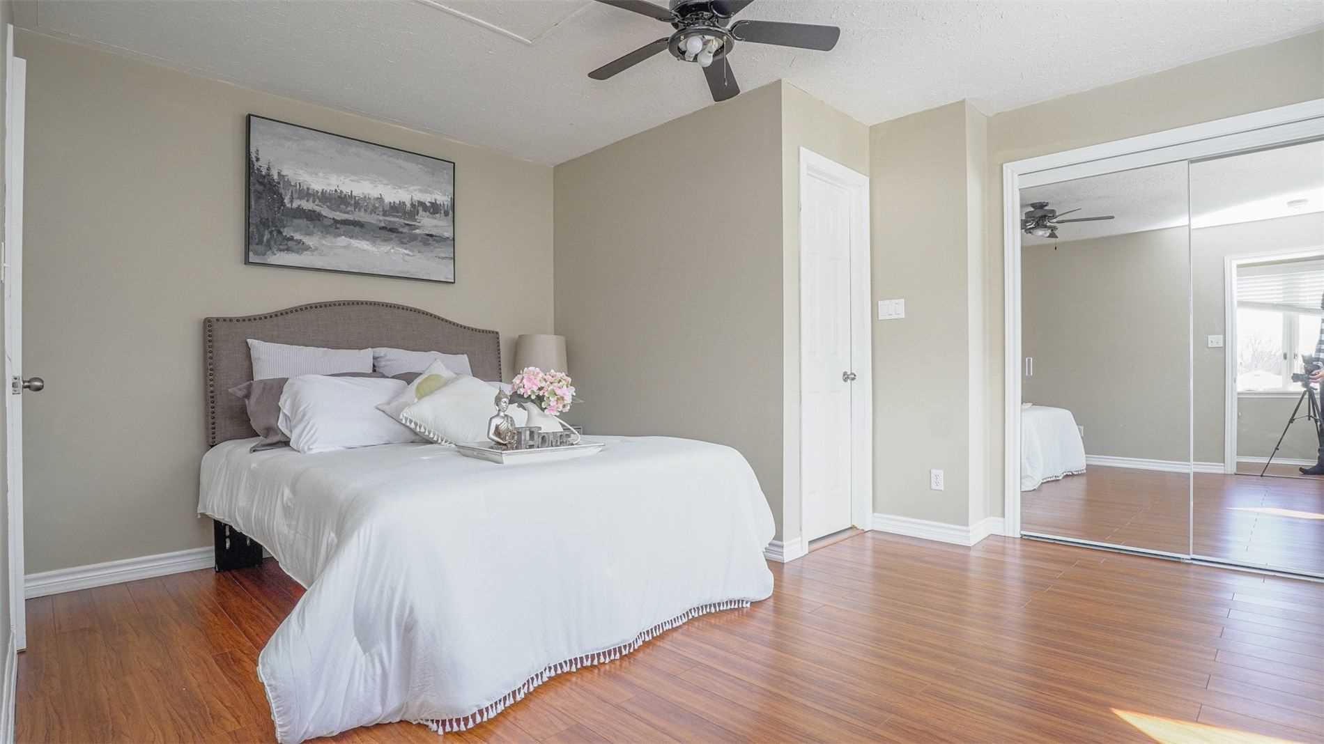 33 Campbell Dr