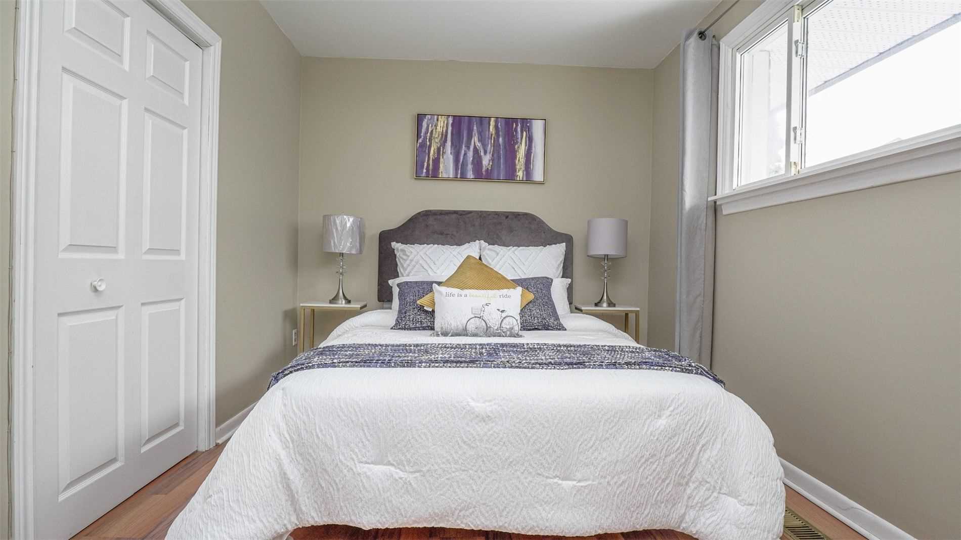 33 Campbell Dr