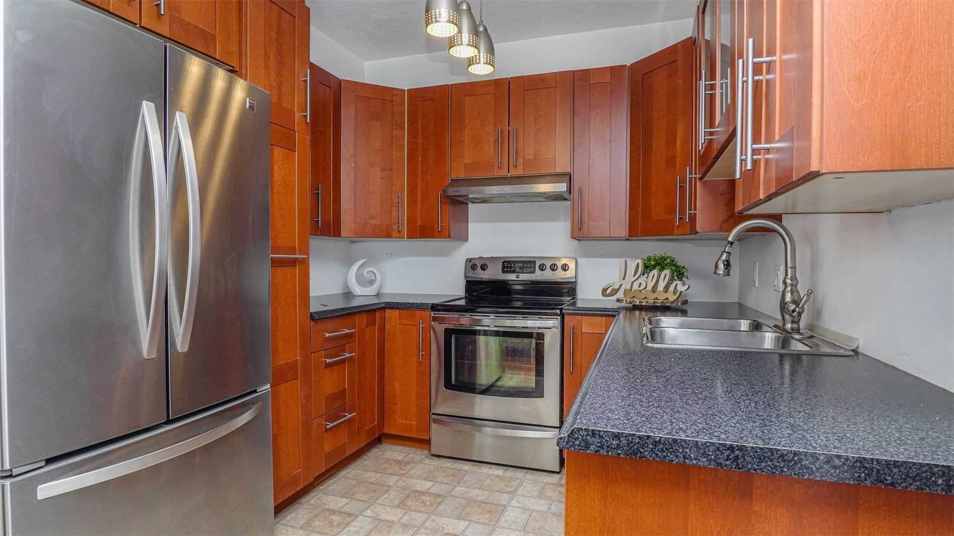 33 Campbell Dr