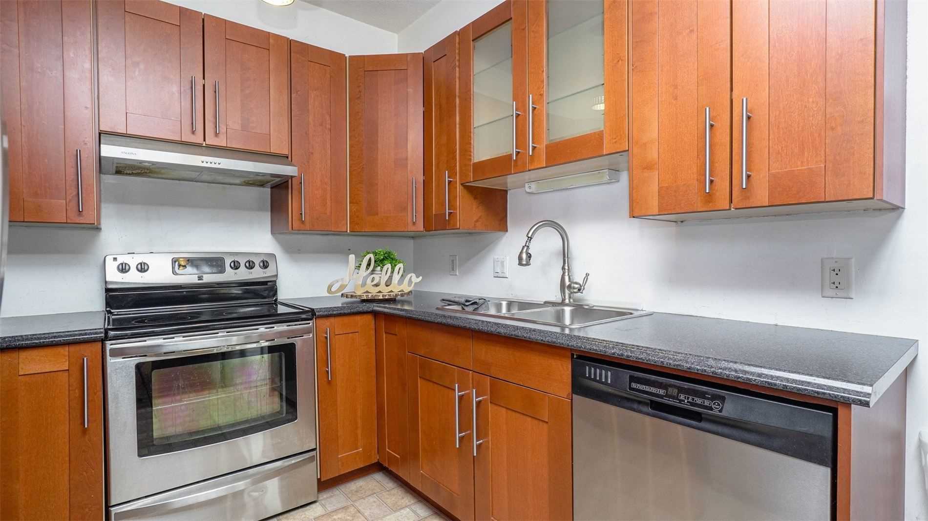 33 Campbell Dr