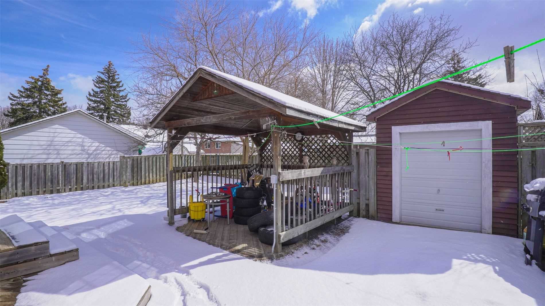 33 Campbell Dr