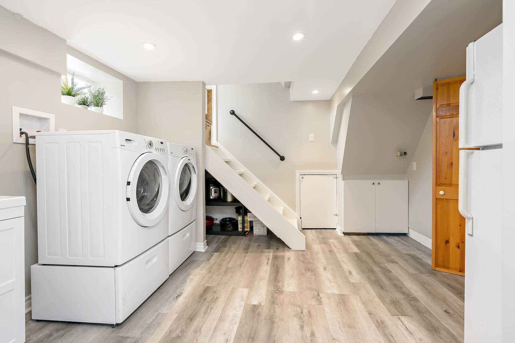 346 Trafalgar Crt