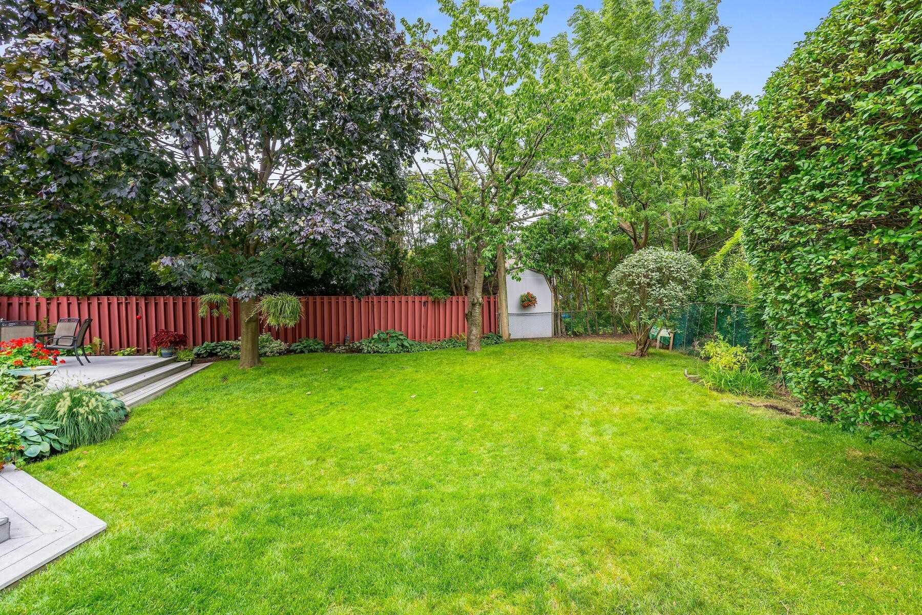 346 Trafalgar Crt