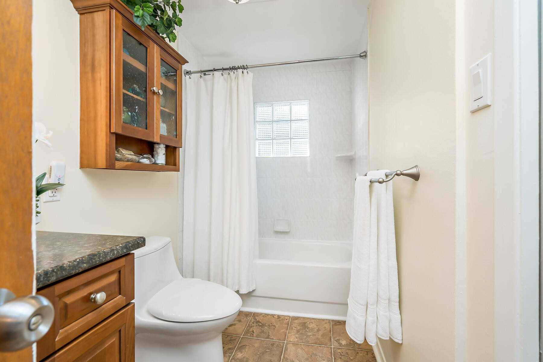 346 Trafalgar Crt