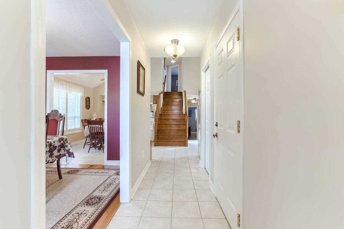 84 Beardmore Cres