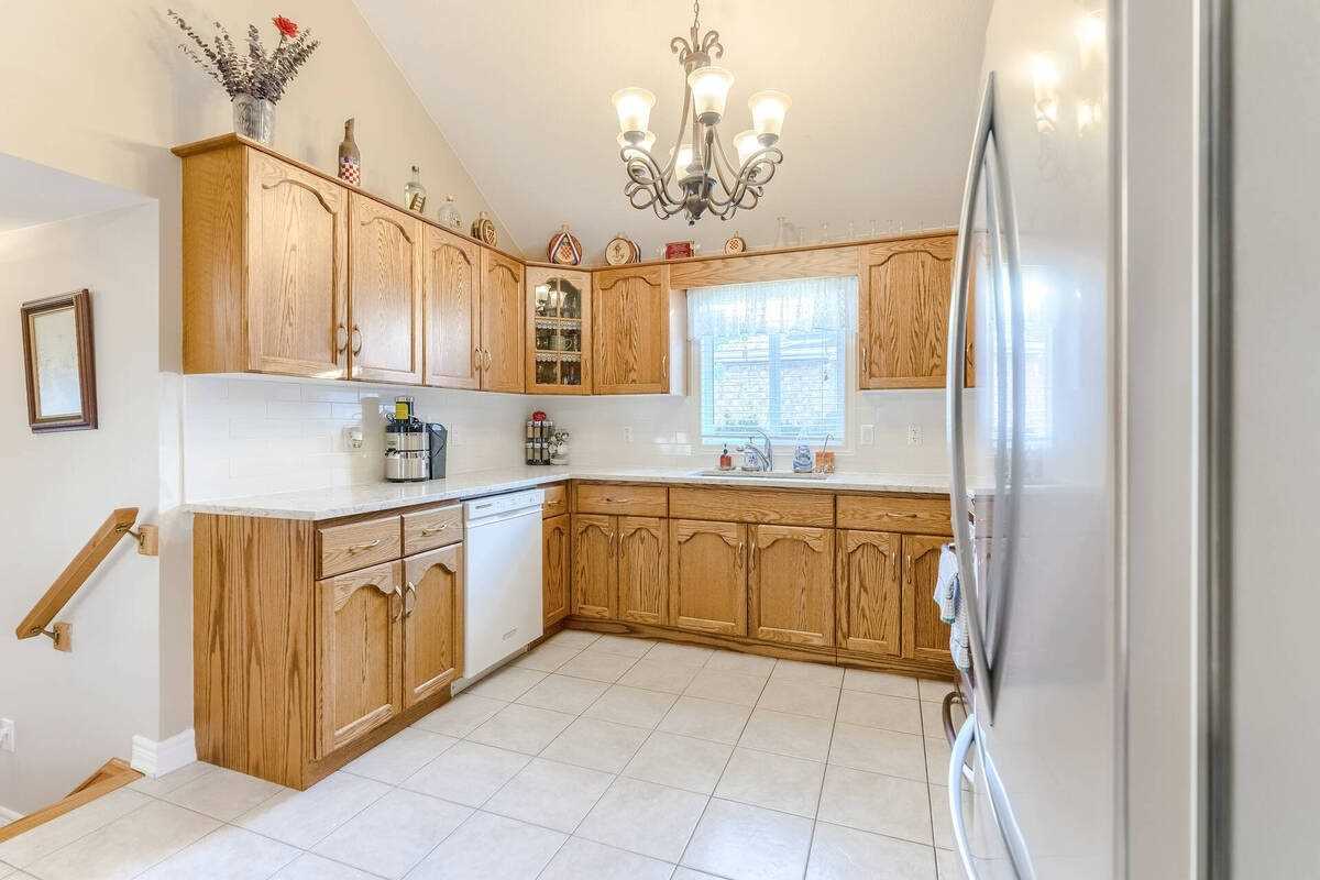 84 Beardmore Cres