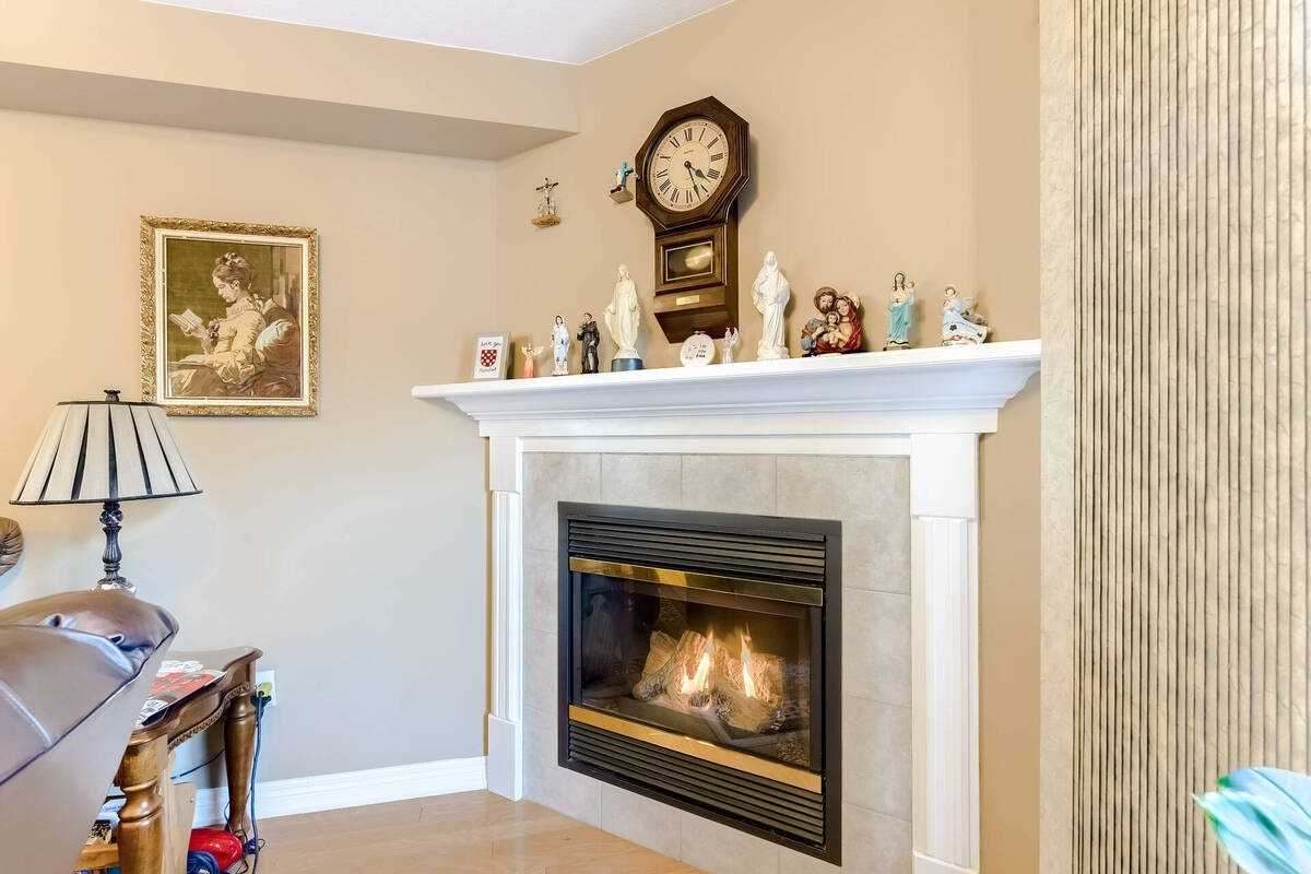 84 Beardmore Cres