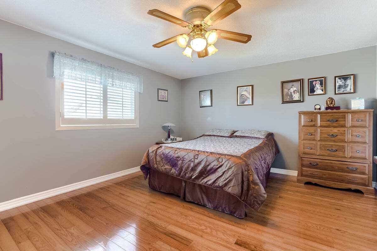 84 Beardmore Cres