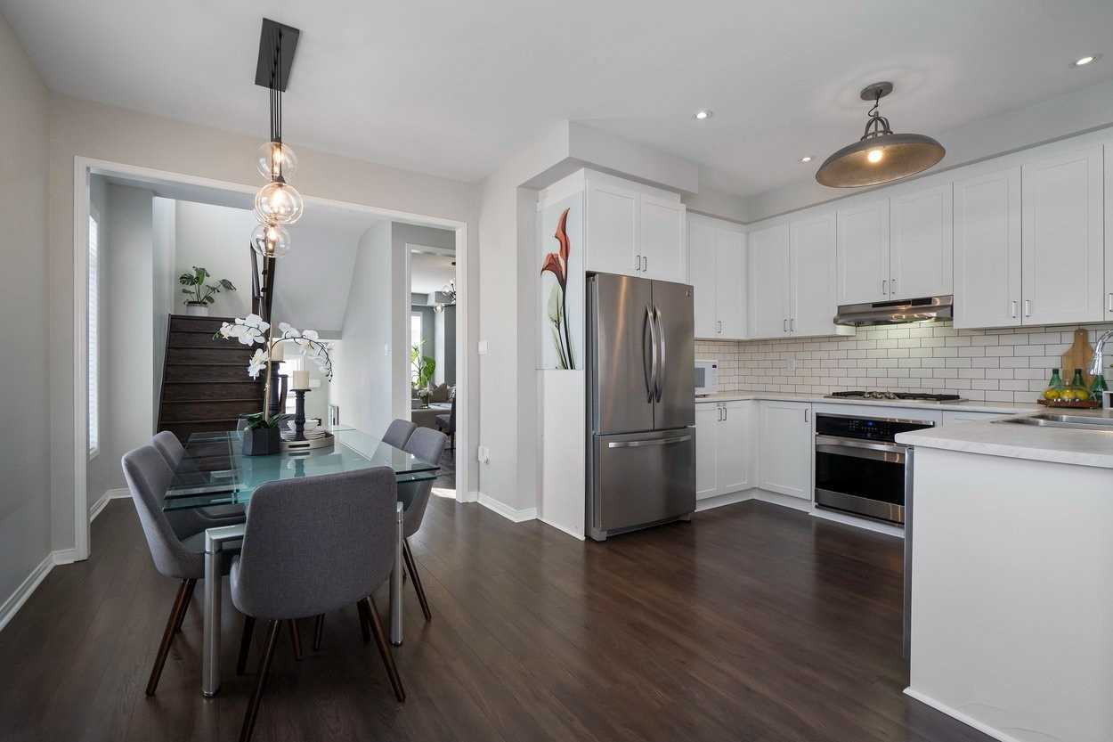 10 Promenade Tr