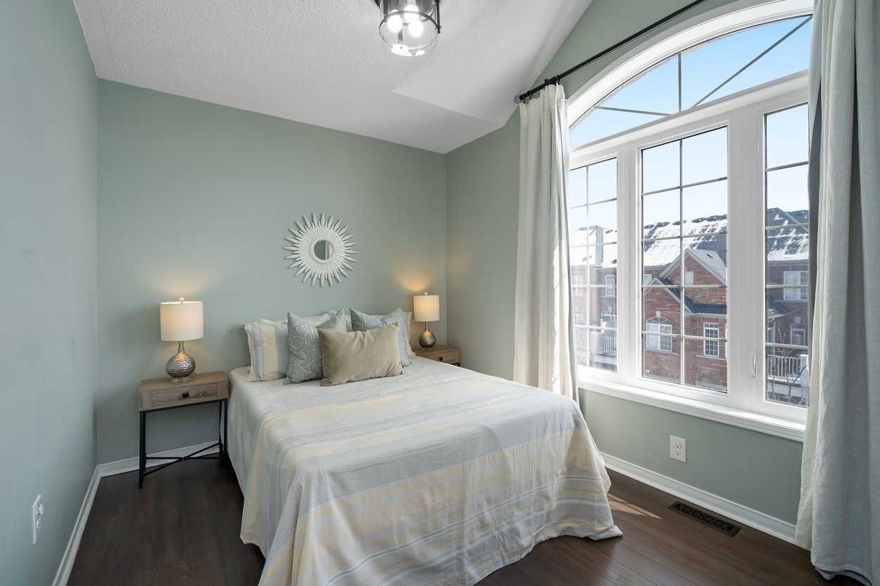 10 Promenade Tr