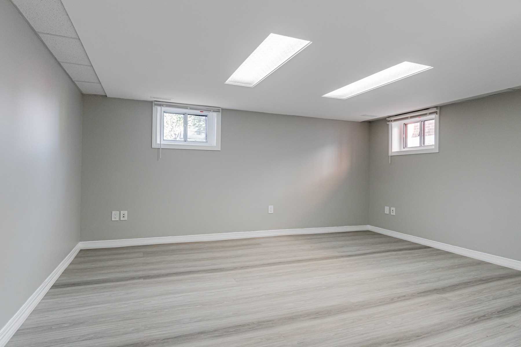 20 East Dr