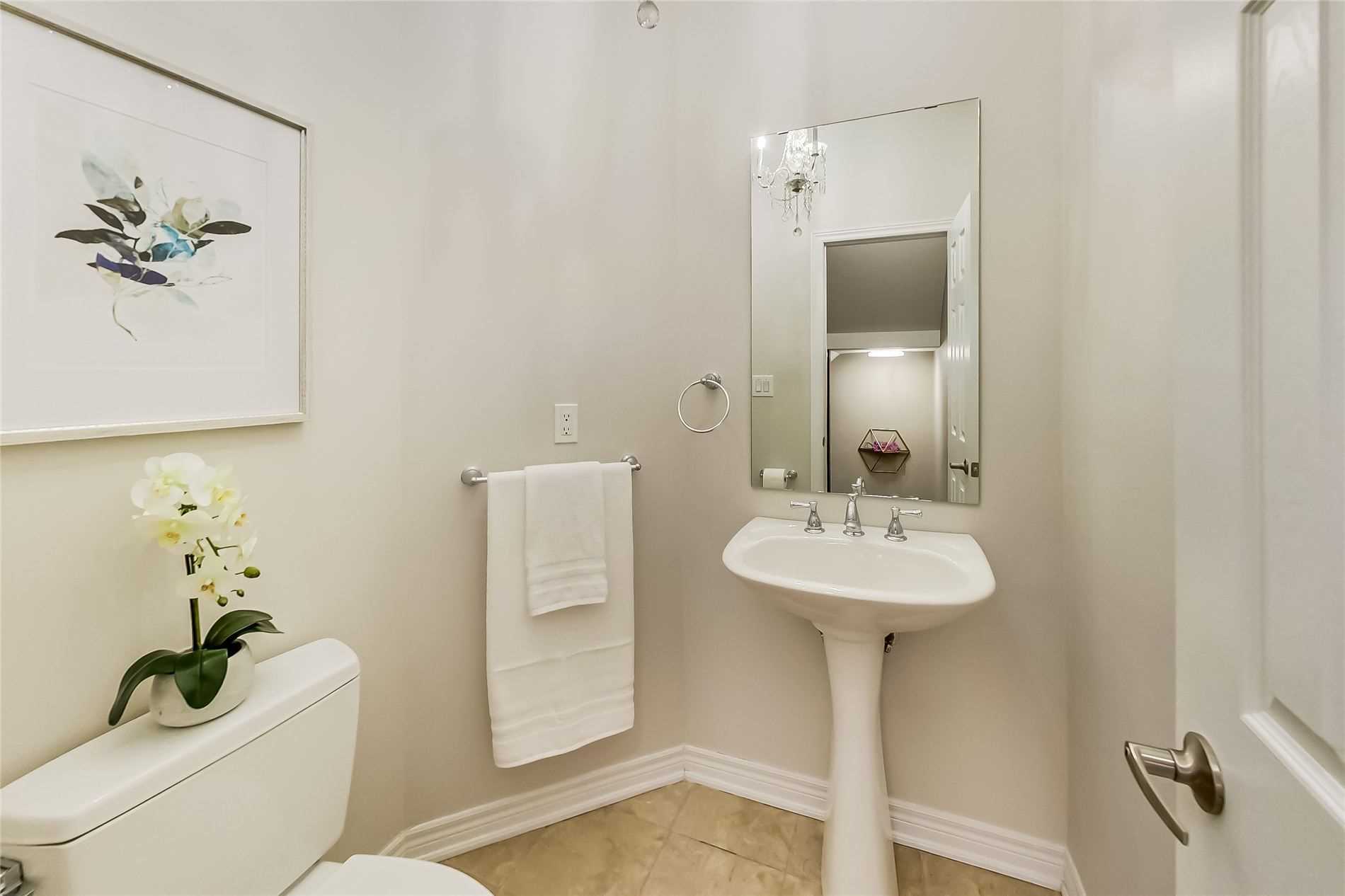 2335 Wuthering Heights Way