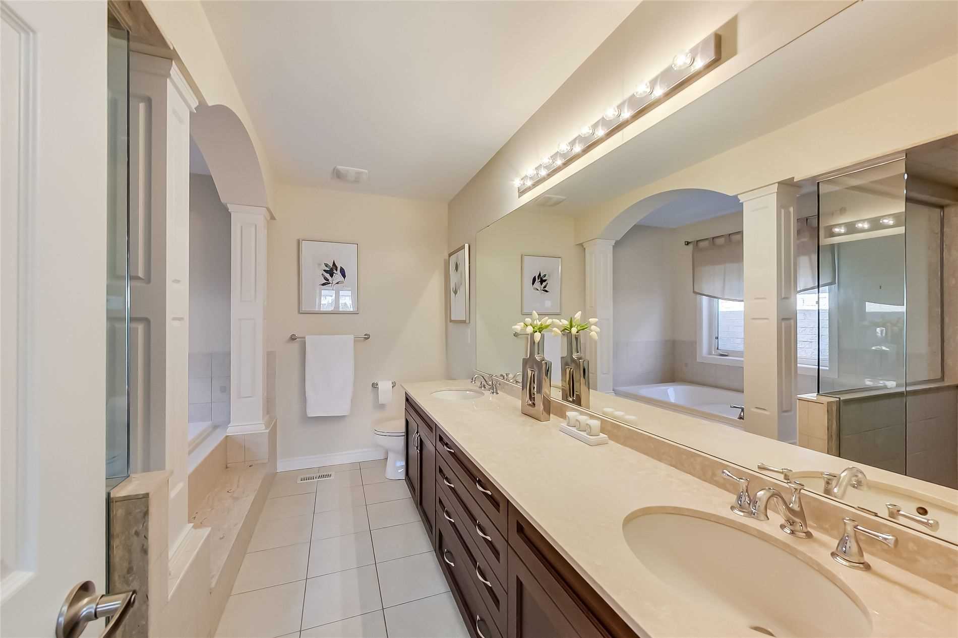 2335 Wuthering Heights Way