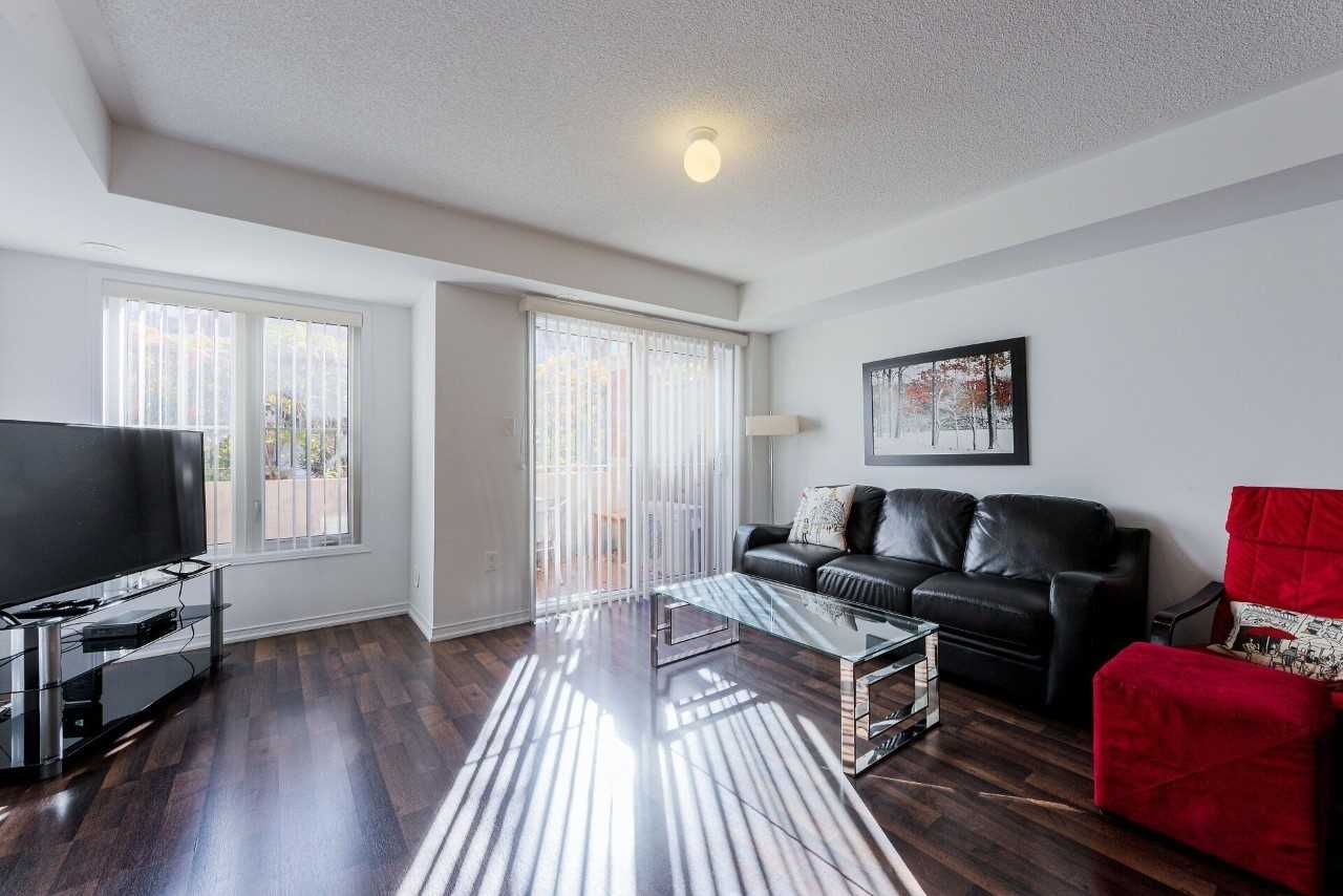 2492 Post Rd, #22
