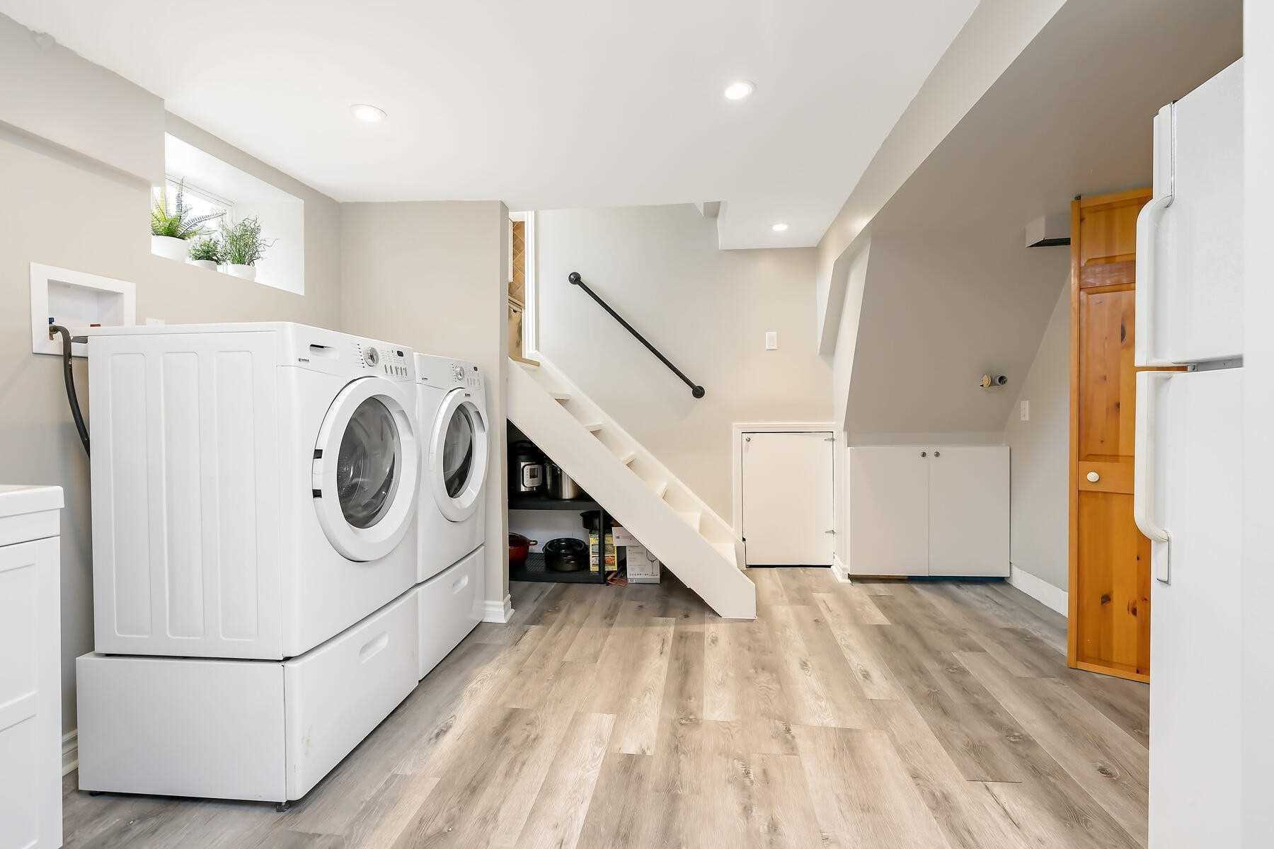 346 Trafalgar Crt
