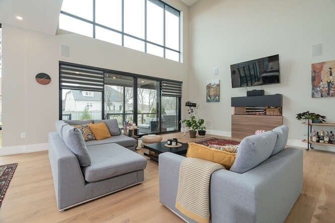 234 Maurice Dr