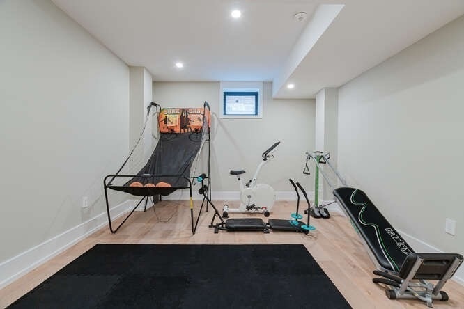 234 Maurice Dr