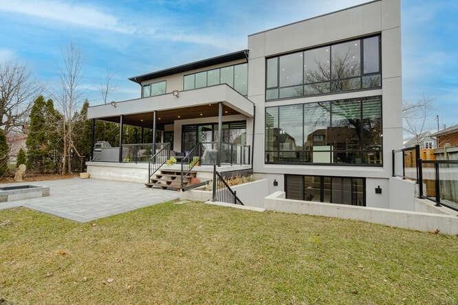 234 Maurice Dr