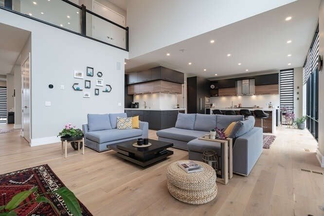 234 Maurice Dr