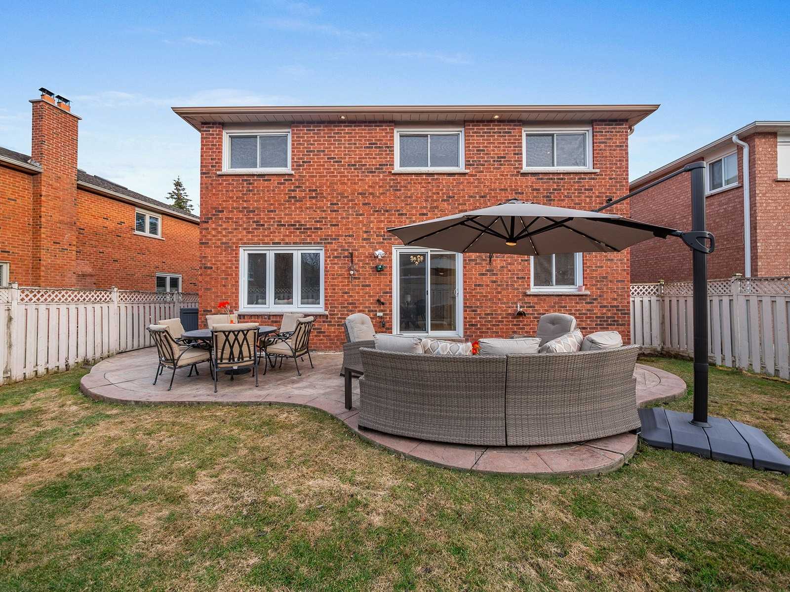 3538 Burgess Cres