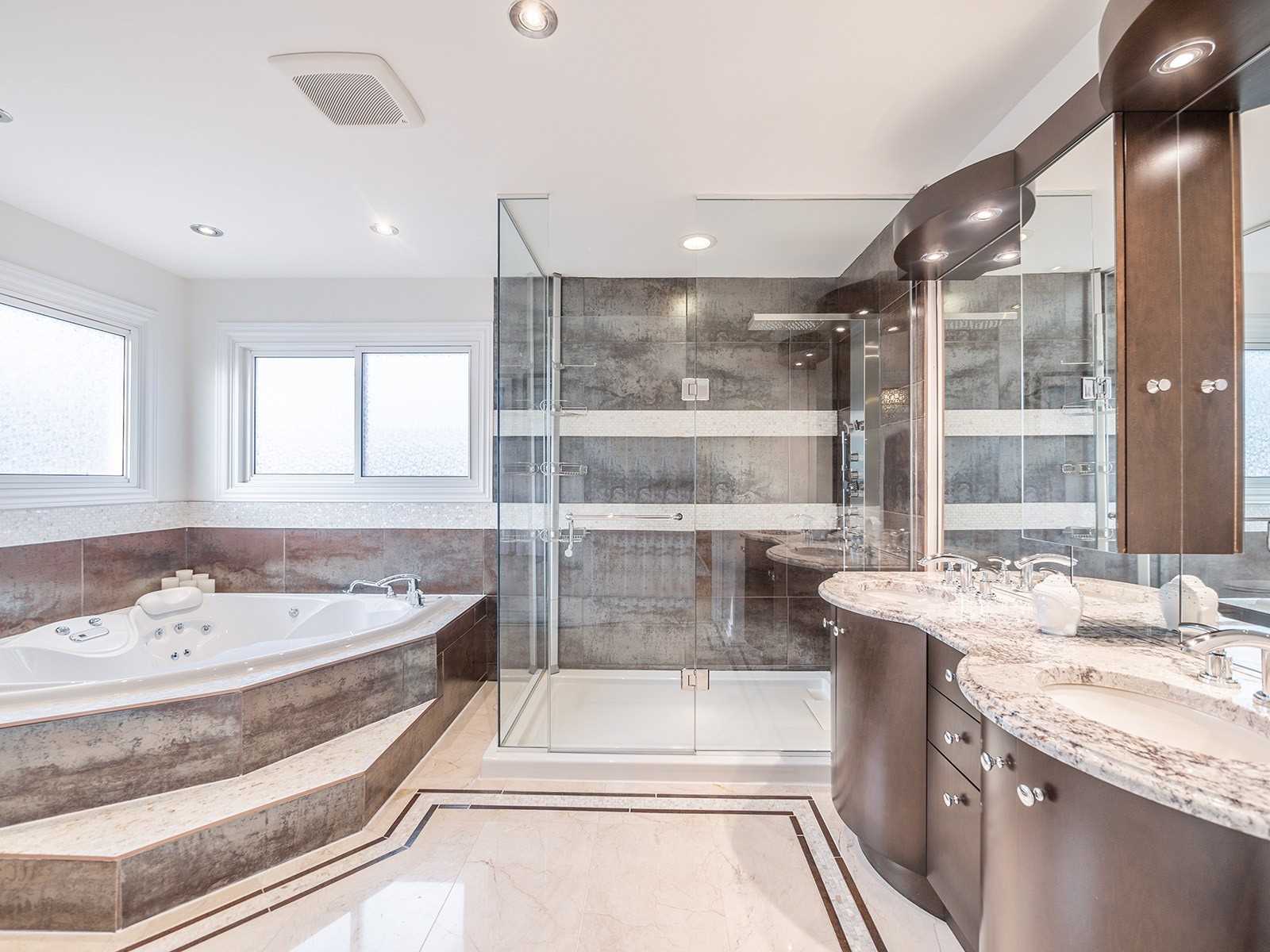 3538 Burgess Cres