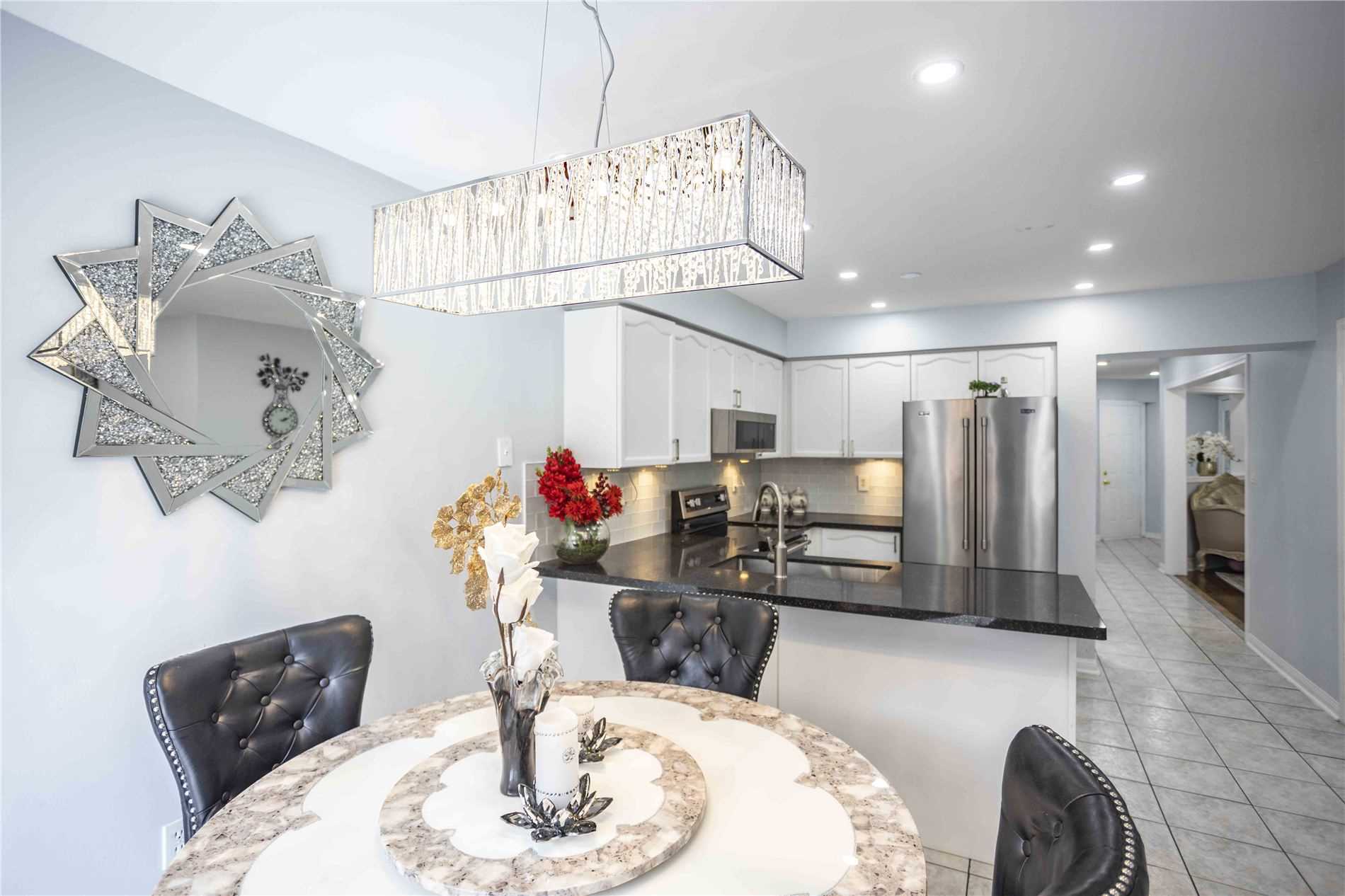 10 Narrow Valley Cres