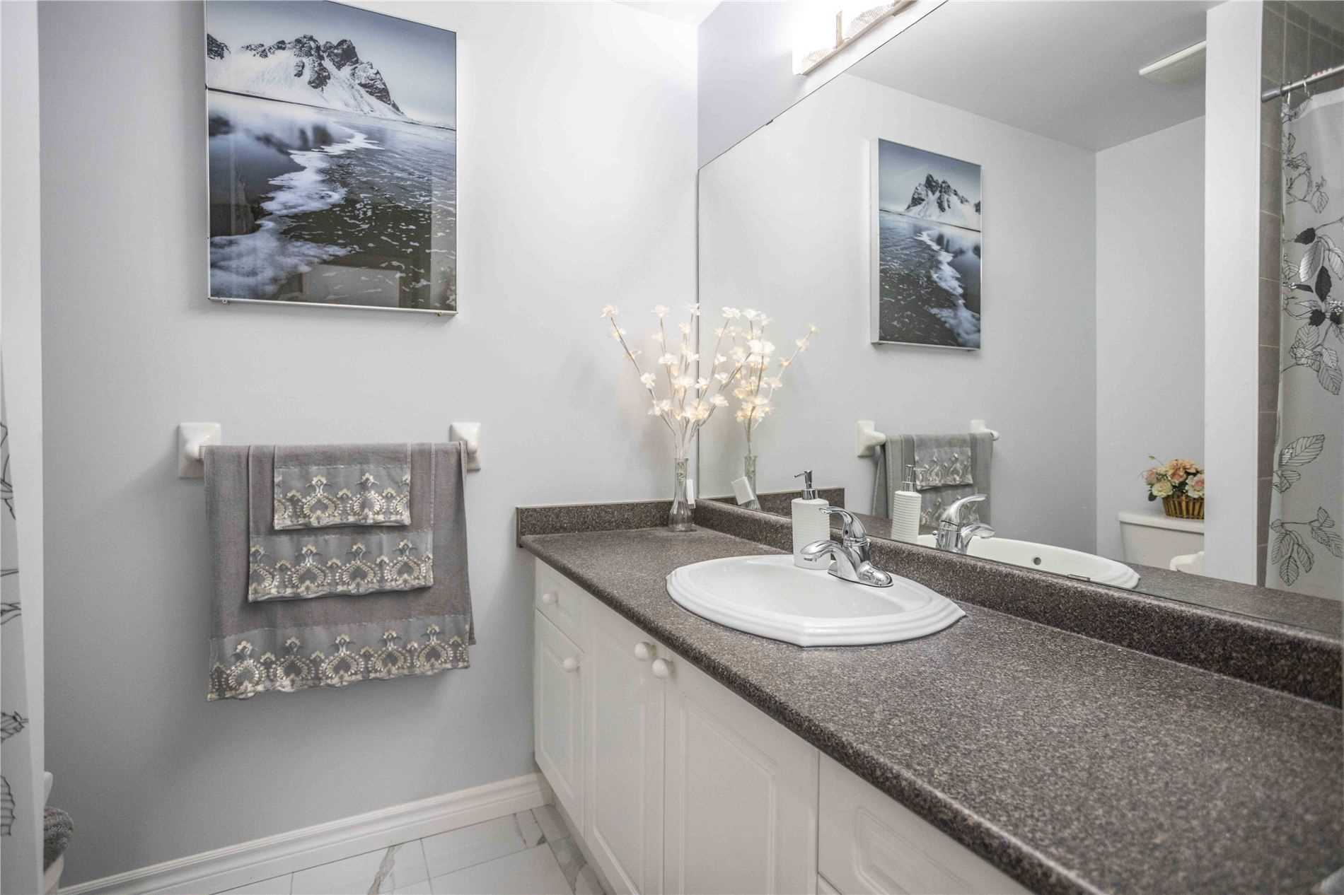 10 Narrow Valley Cres