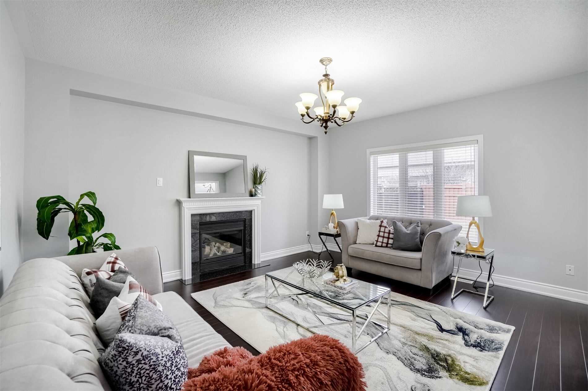 7 Odeon St