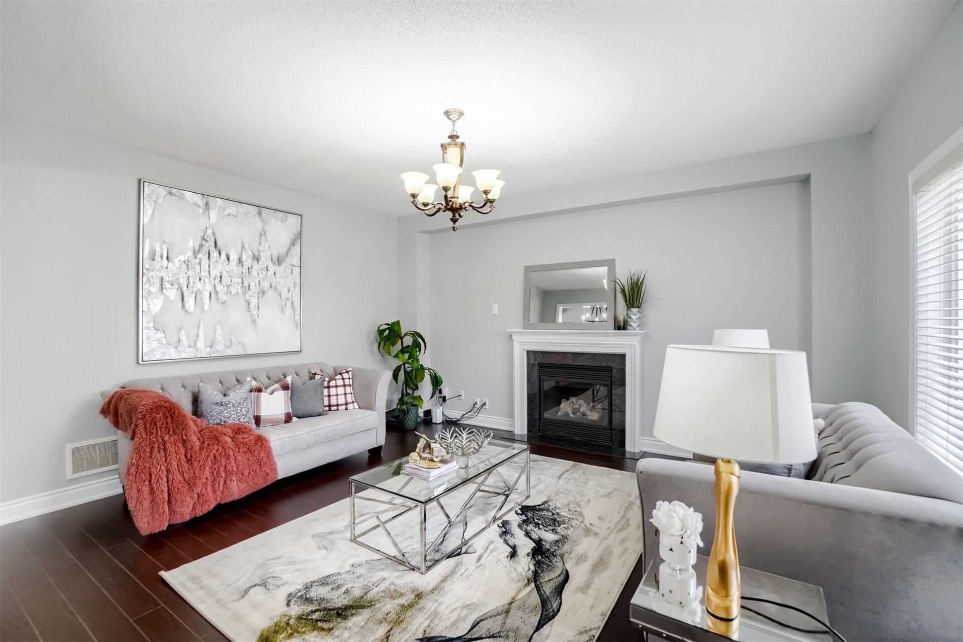 7 Odeon St