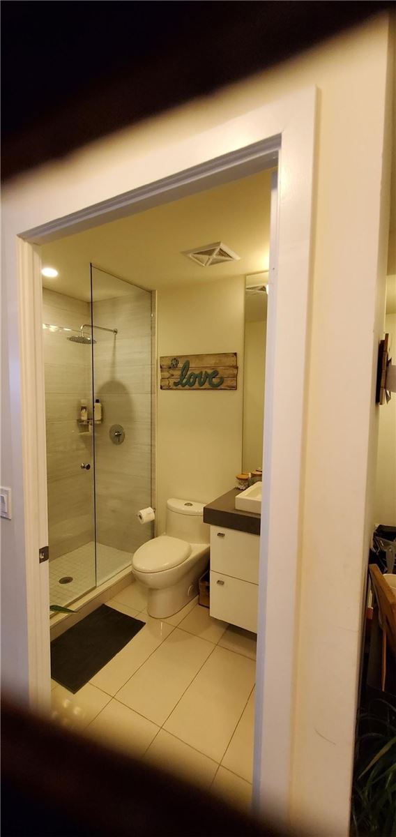 33 Shore Breeze Dr, #3010