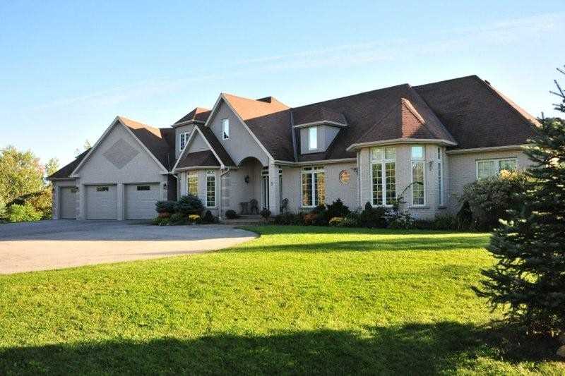 7 Deer Run Cres