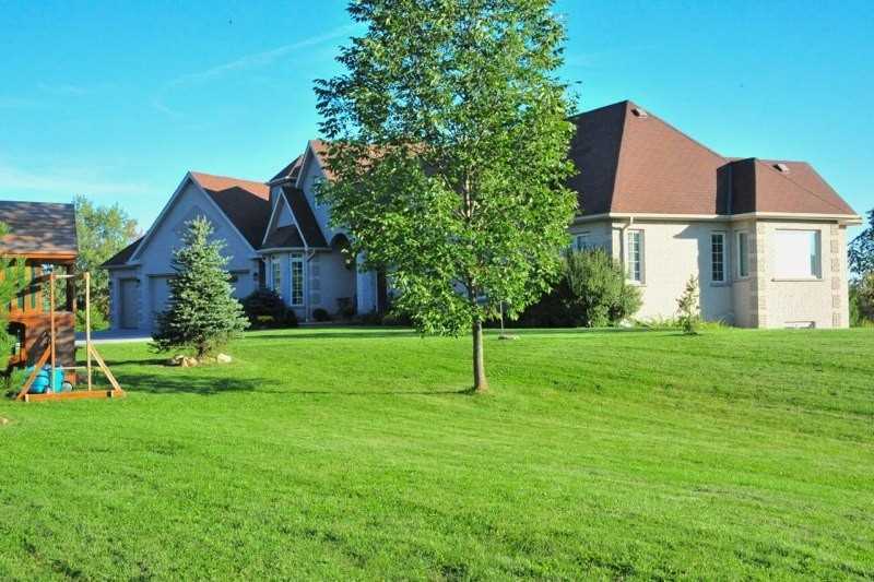 7 Deer Run Cres