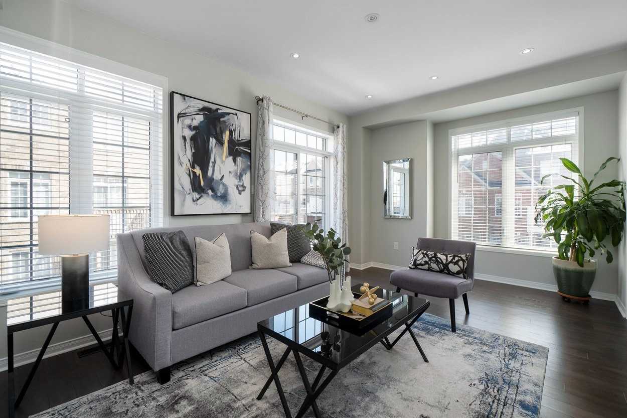 10 Promenade Tr