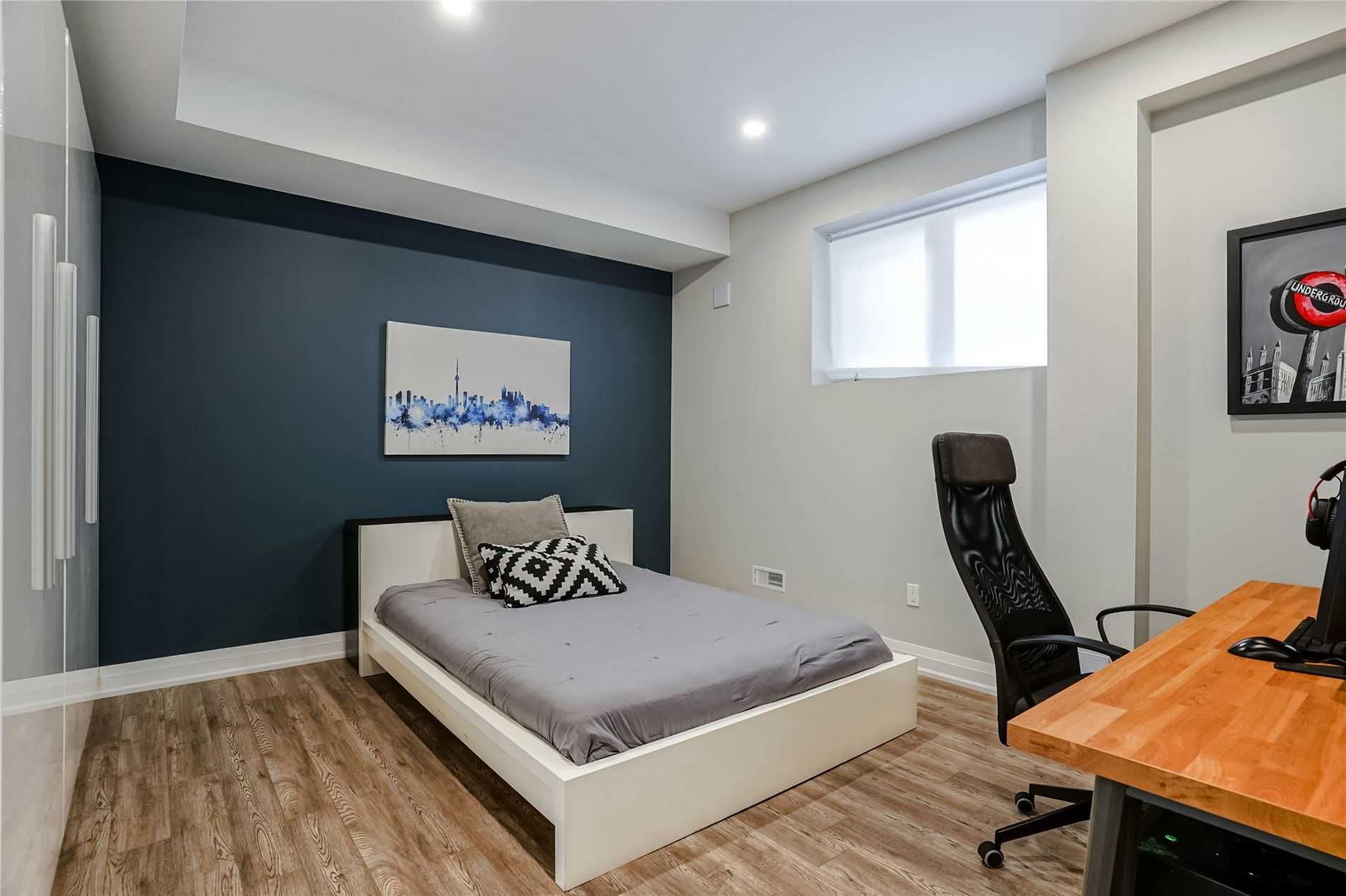 3337 Mintwood Circ