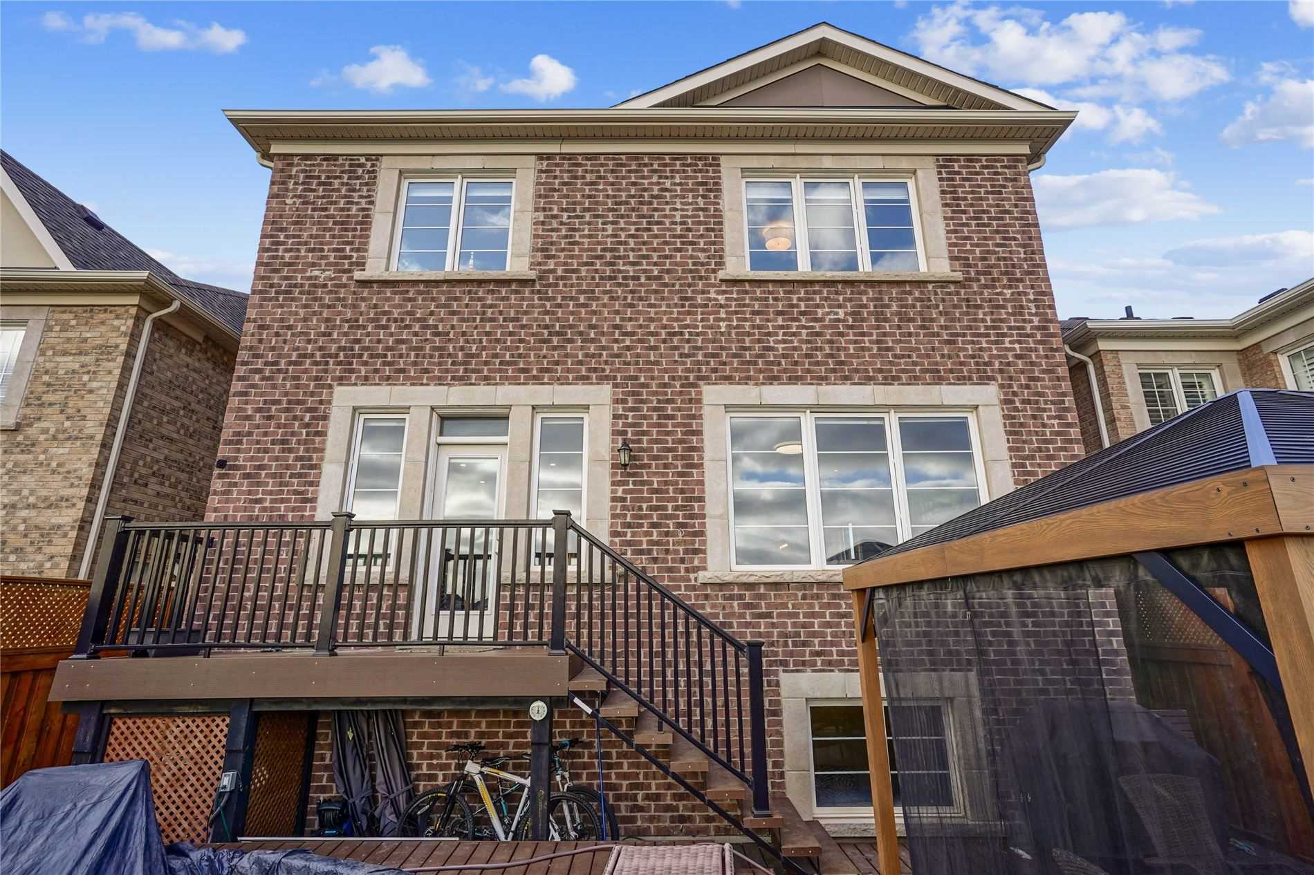 3337 Mintwood Circ