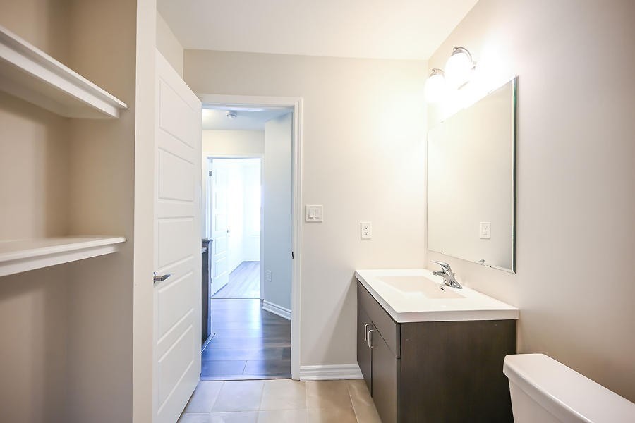 104 Frost Crt