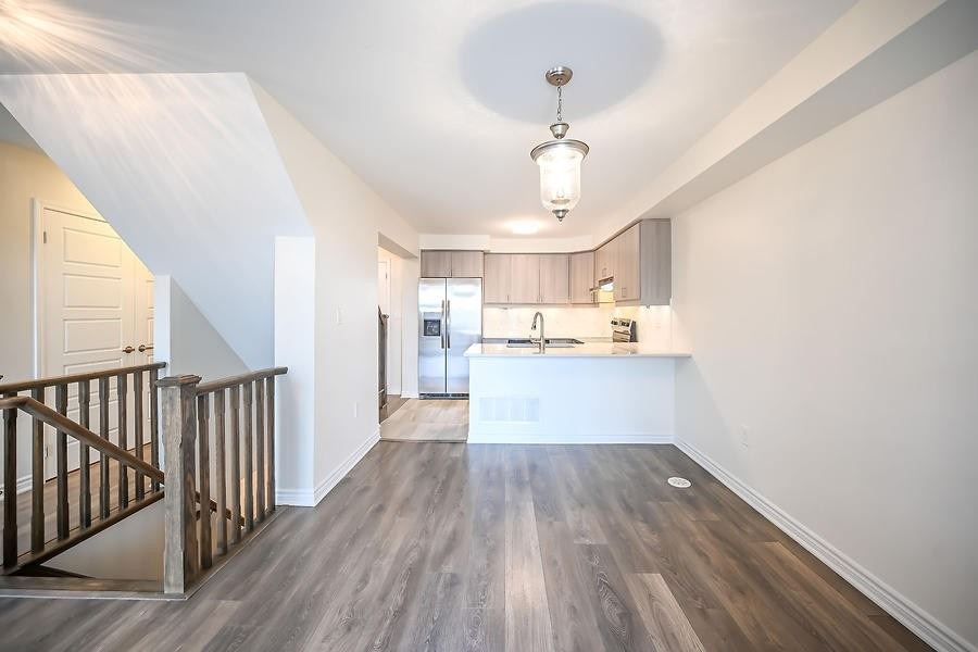 104 Frost Crt